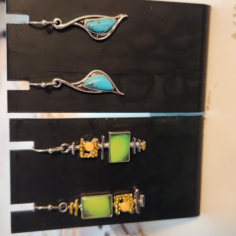 Two Pair Stunning Silver Earrings New